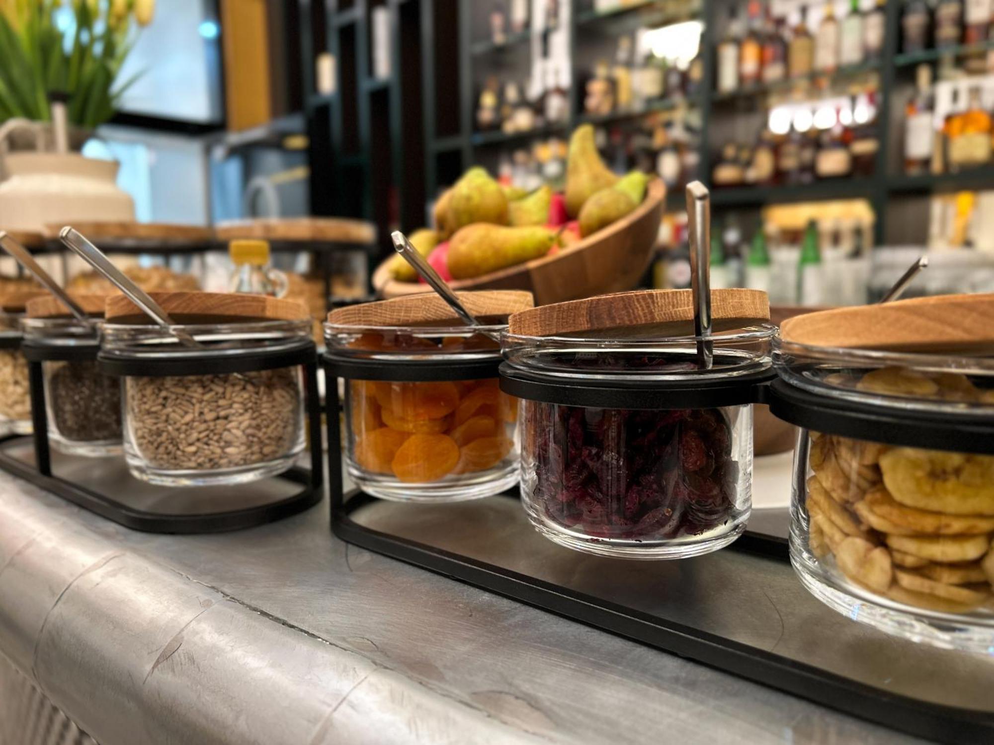 فندق Kimpton Main Frankfurt By Ihg فرانكفورت المظهر الخارجي الصورة